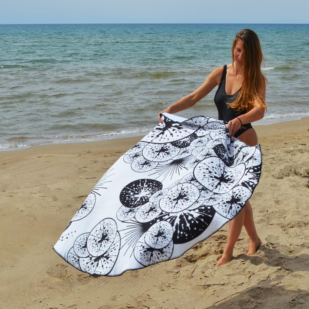 4709-1Quick Dry Floral Beach Cover-Up Beach Mat Tow